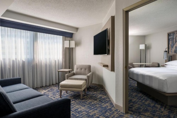 Marriott Columbia image 12